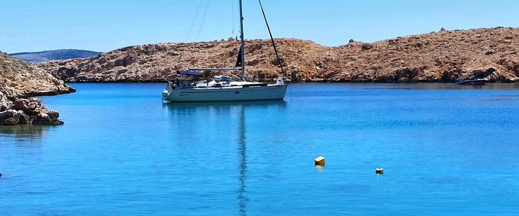 Yacht anchorage in Bracol Bay