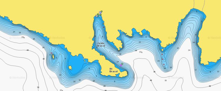 To open Navionics chart of yacht anchorage in Bracol Bay