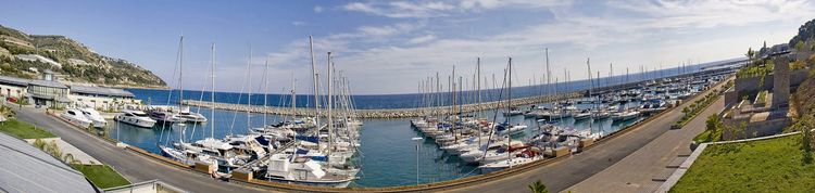 San Lorenzo Yacht Marina.