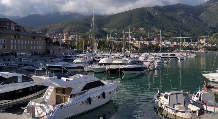 Yacht Marina Arenzano