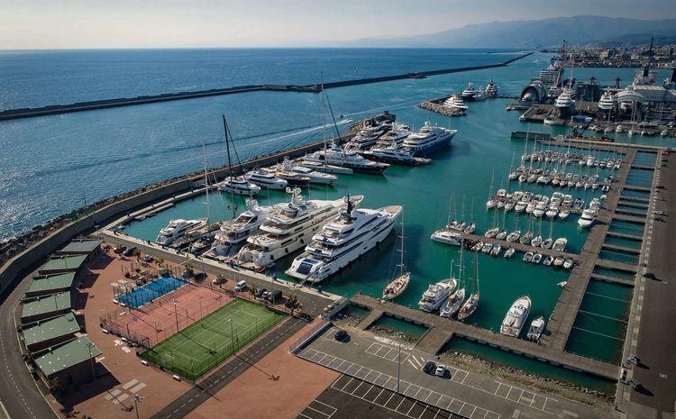 Yacht Marina Fiera Genova