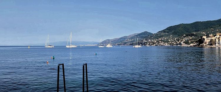 Yacht moorings at the buoys in Golfo Paradiso