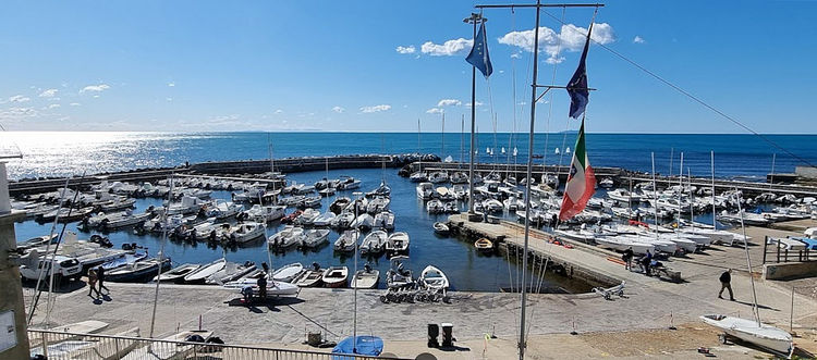 Yacht Marina Antignano