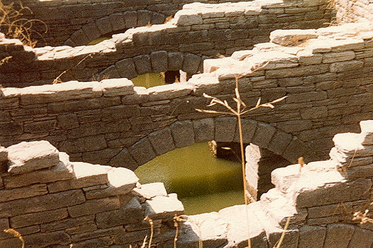 The tank of the Theatre