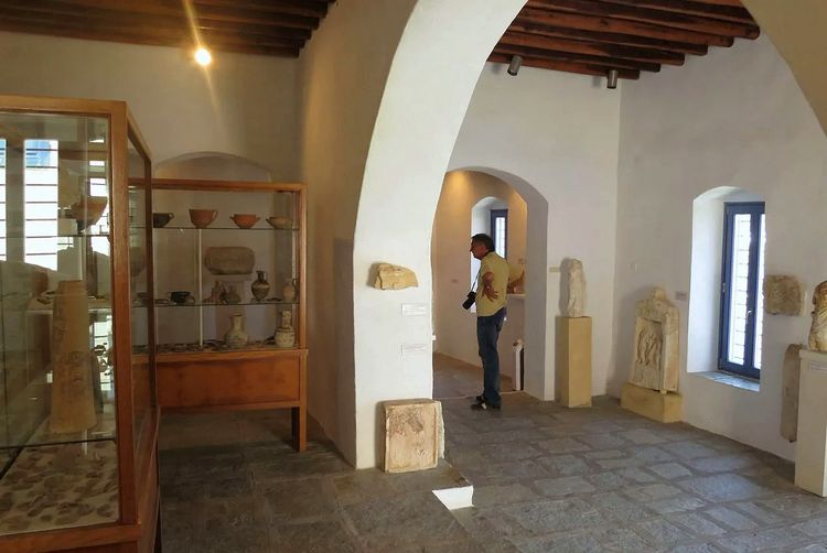  Archaeological Museum