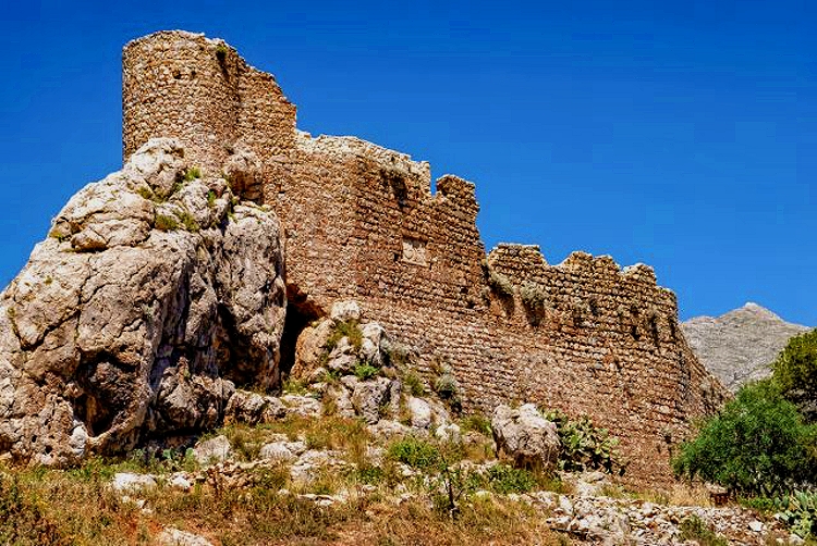 Chryssocheria Castle