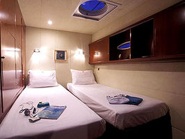 Twin Crew Cabin