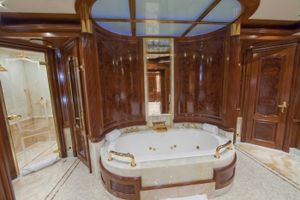 Master Stateroom Bathroom