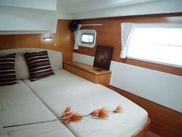 Aft guest suite