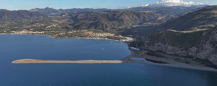 Yacht anchorage Tindari