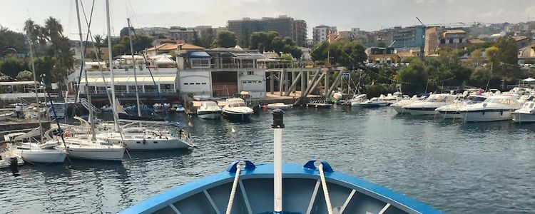 Tortuga yacht marina. Catania.