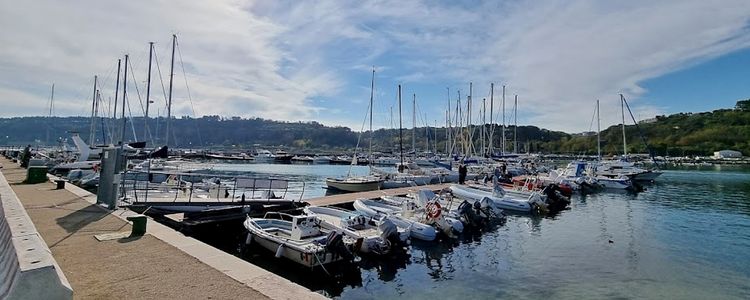 Yacht Mooring in Marina Ortona